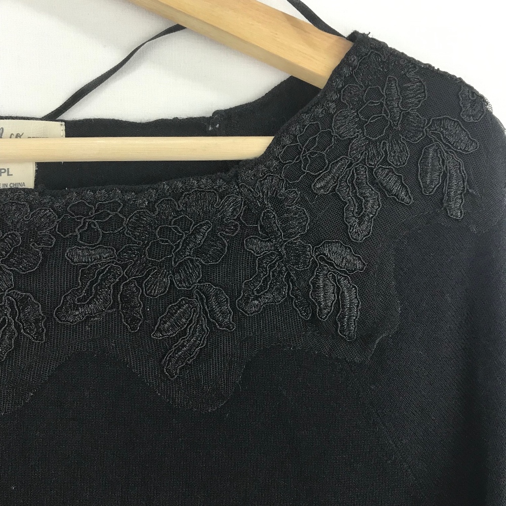 Style & Co Tunic Sweater with Lace Trim Black PL - Picture 4 of 7